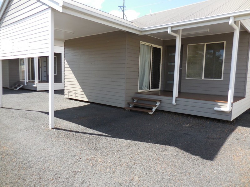 2/18 Myall Street, Dalby QLD 4405