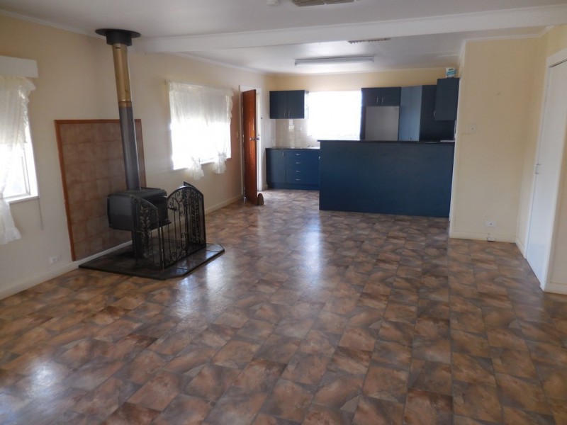 5 Lindsay Street, Dalby QLD 4405