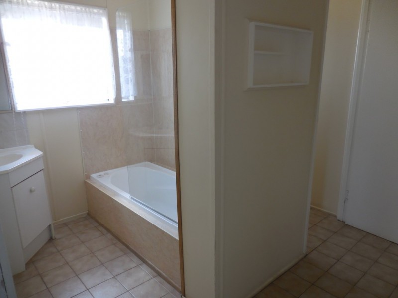 5 Lindsay Street, Dalby QLD 4405