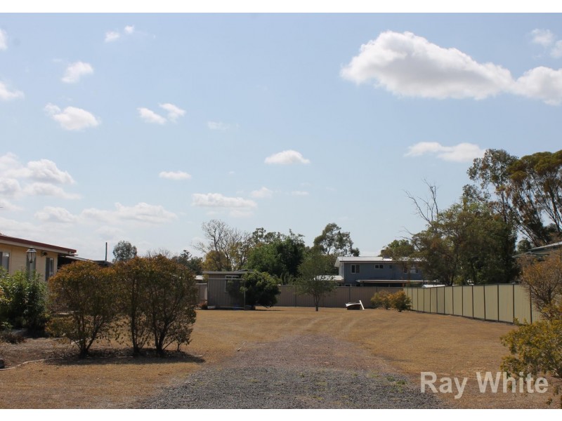 97 Wood Street, Dalby QLD 4405