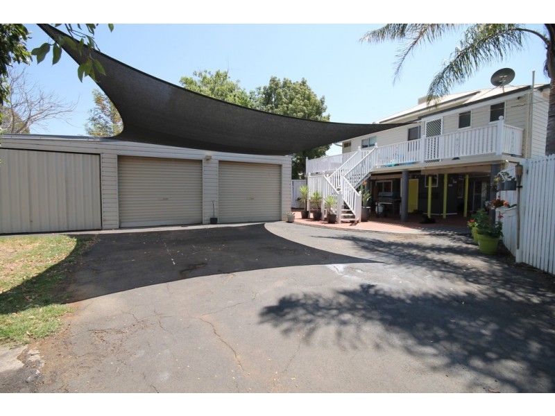 100 Edward Street, Dalby QLD 4405