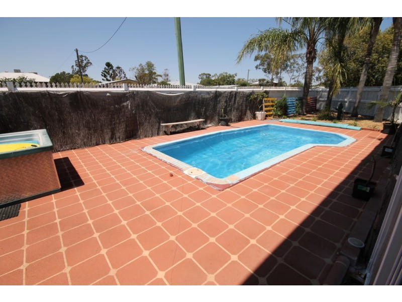100 Edward Street, Dalby QLD 4405