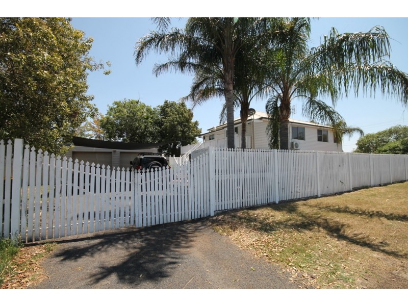 100 Edward Street, Dalby QLD 4405