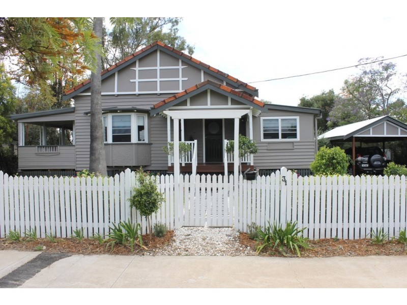 31 Bunya Street, Dalby QLD 4405