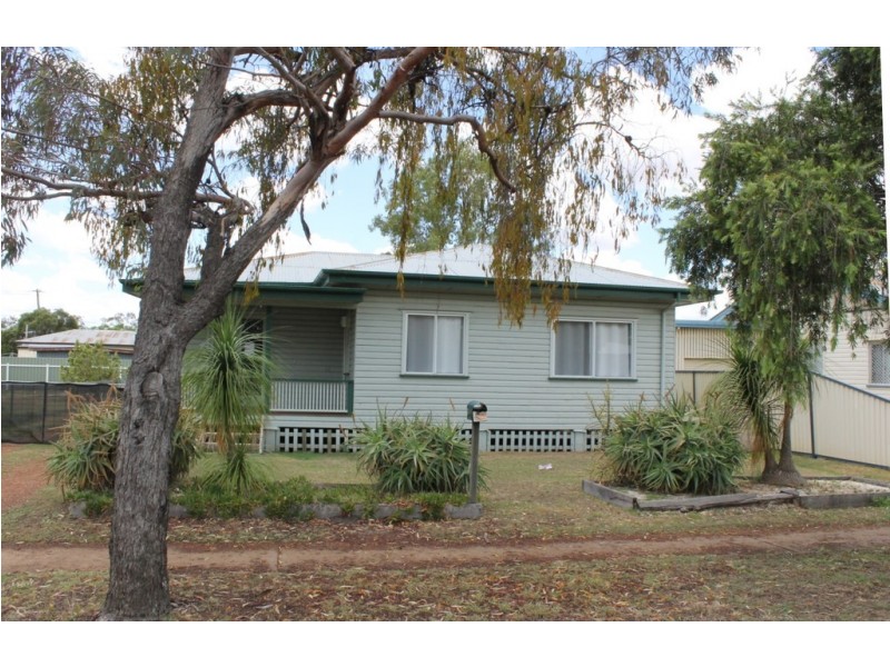 18 Kookaburra Street, Dalby QLD 4405