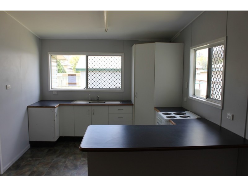 18 Kookaburra Street, Dalby QLD 4405