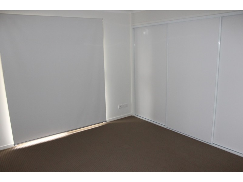 22 Barry Place, Dalby QLD 4405