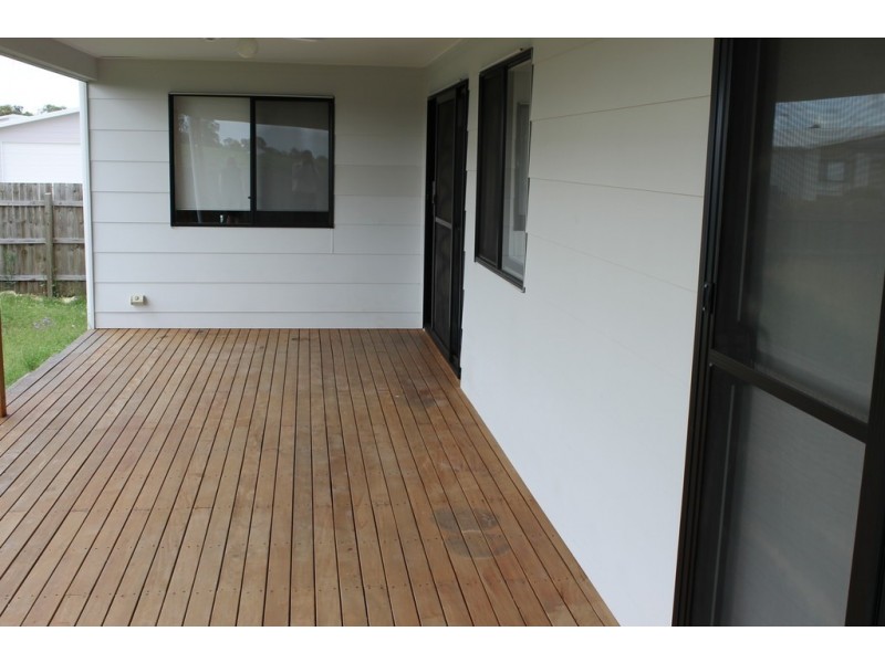 22 Barry Place, Dalby QLD 4405