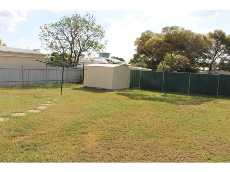 9 Lawson Street, Dalby QLD 4405