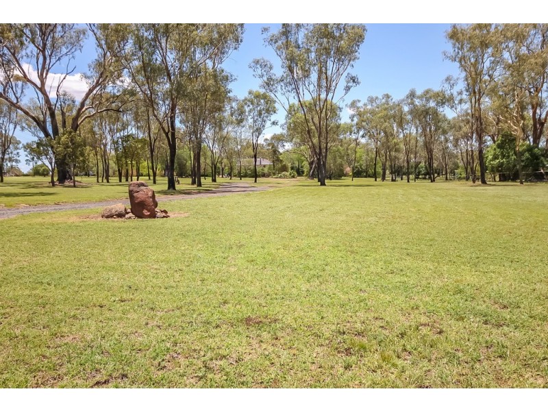 85 Colkerri Drive, Dalby QLD 4405