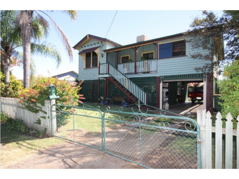 92 Orpen Street, Dalby QLD 4405