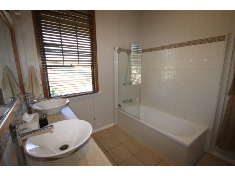 92 Orpen Street, Dalby QLD 4405