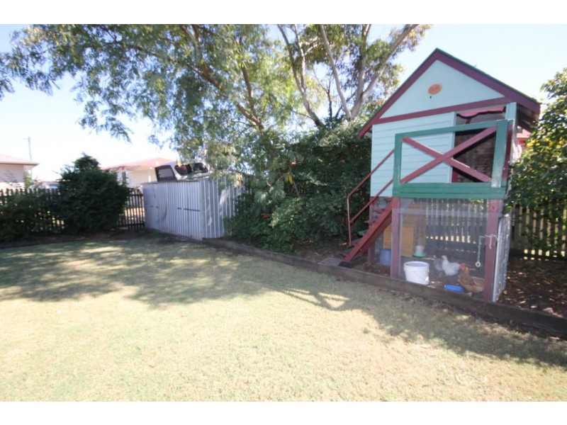 92 Orpen Street, Dalby QLD 4405