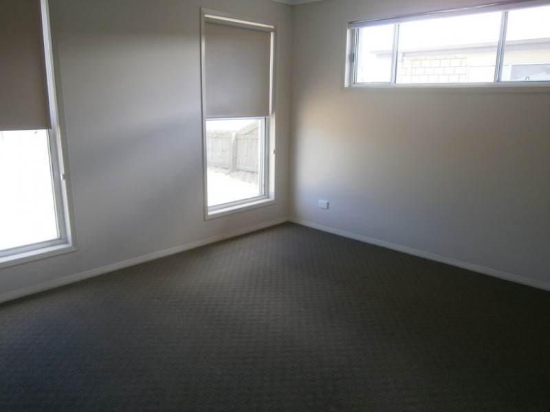 1 Montclair Close, Dalby QLD 4405