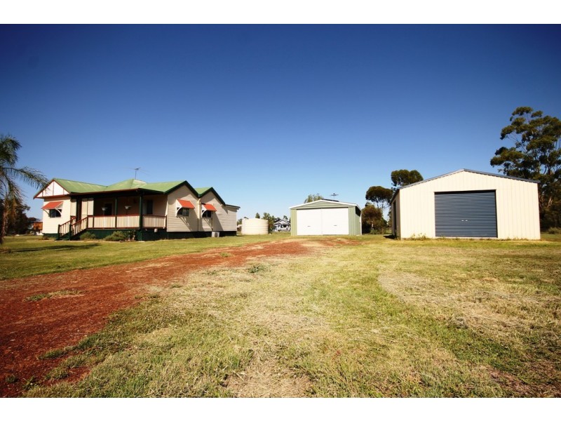 160 Hayden Street, Dalby QLD 4405