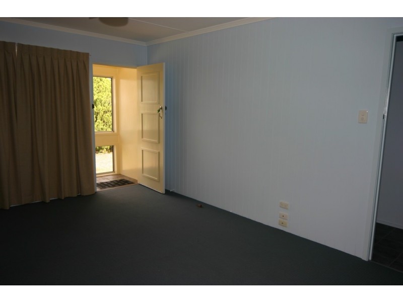 13 Moy Street, Dalby QLD 4405