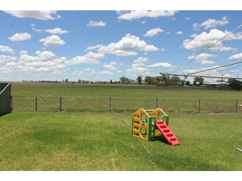 25 Falcon Street, Dalby QLD 4405