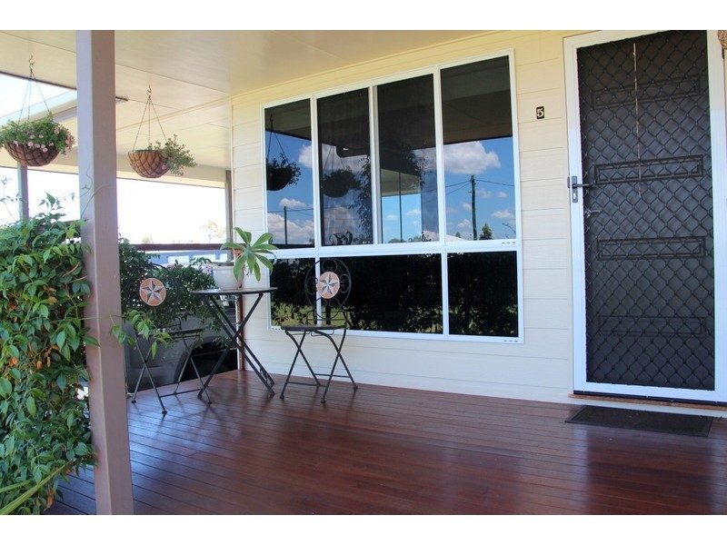 5 Maranda Ct, Dalby QLD 4405