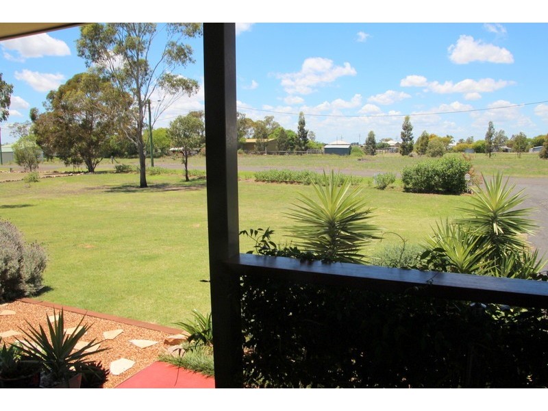 5 Maranda Ct, Dalby QLD 4405