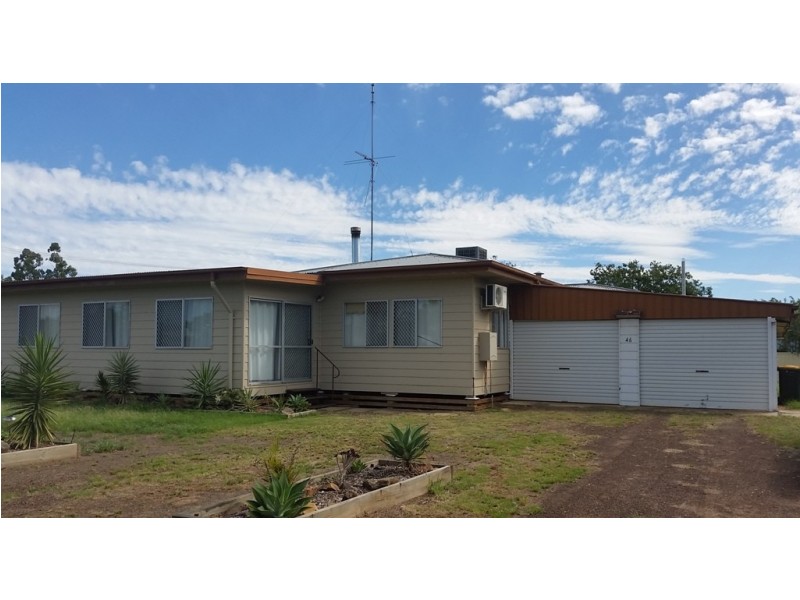 46 Curtis Street, Dalby QLD 4405