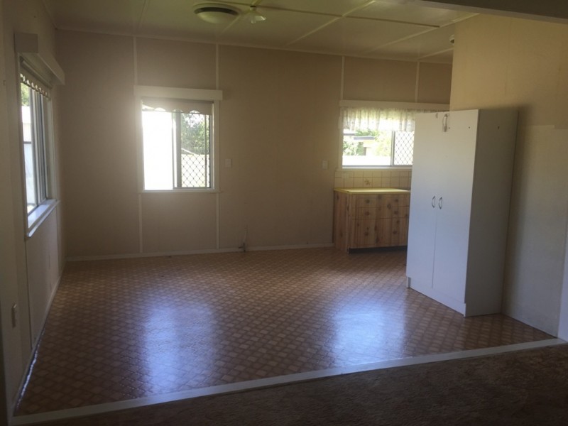 46 Curtis Street, Dalby QLD 4405