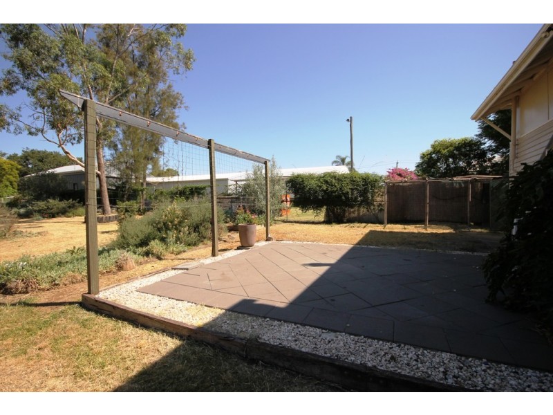 2 Wharf Street, Dalby QLD 4405