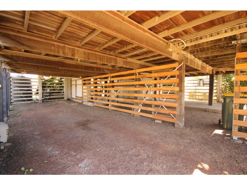 2 Wharf Street, Dalby QLD 4405