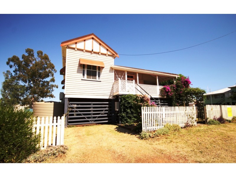 2 Wharf Street, Dalby QLD 4405