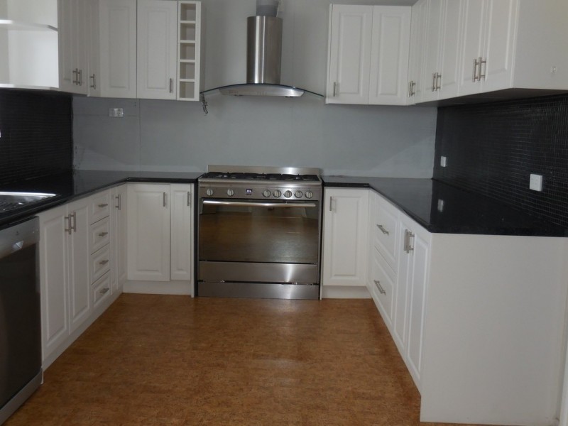 102 Orpen Street, Dalby QLD 4405