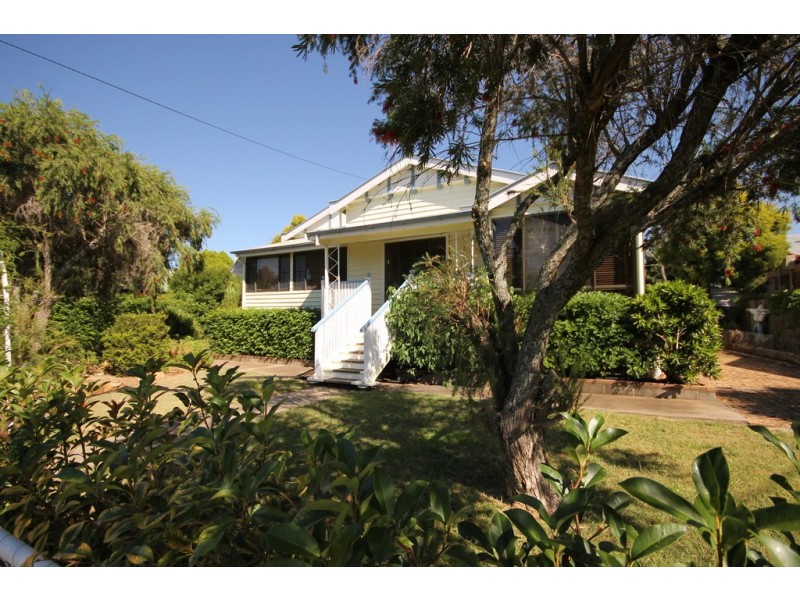 158 Cunningham Street, Dalby QLD 4405