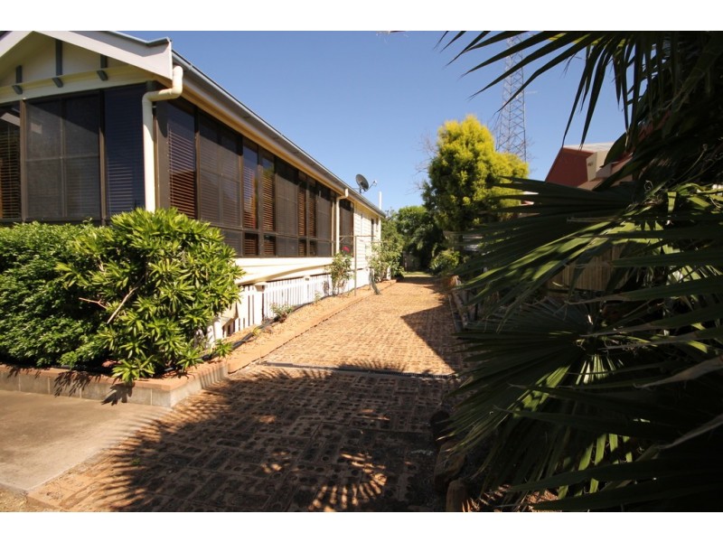 158 Cunningham Street, Dalby QLD 4405