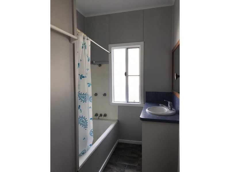 18 Kookaburra Street, Dalby QLD 4405