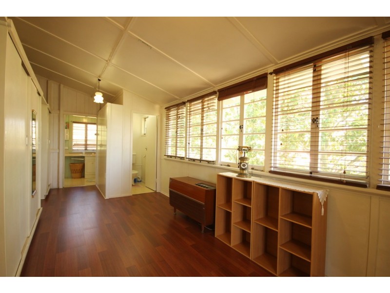 126 High Street, Jandowae QLD 4410