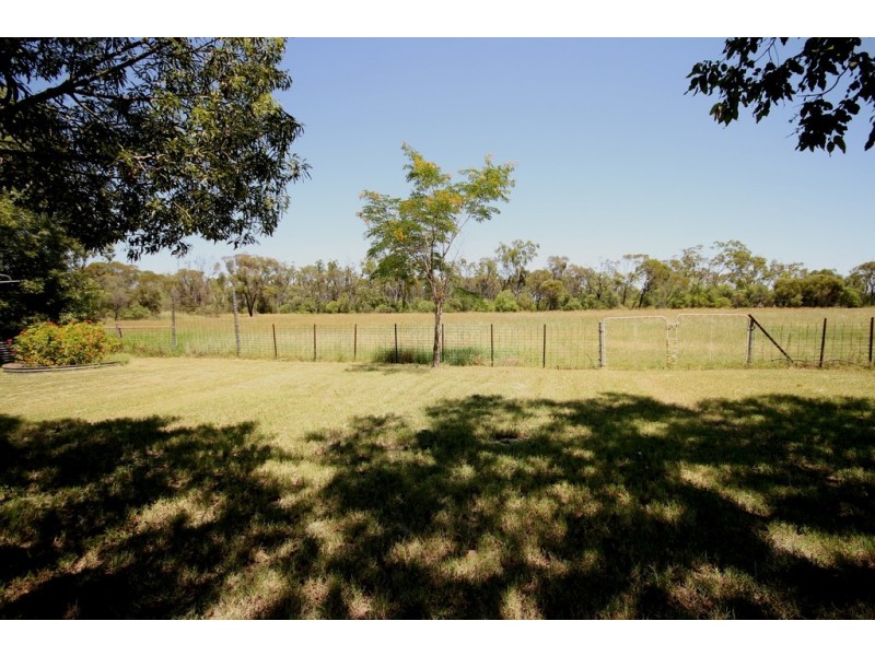 126 High Street, Jandowae QLD 4410