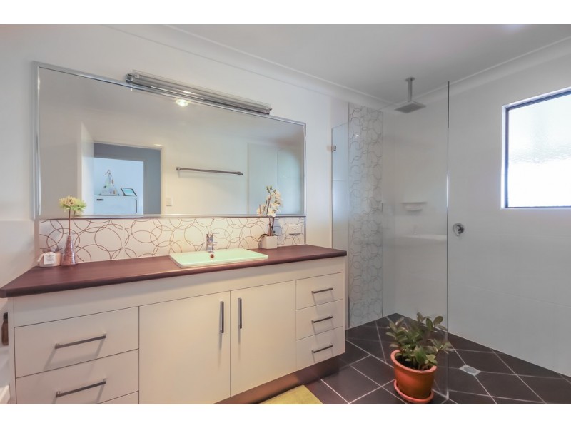 21 Neslo Court, Dalby QLD 4405