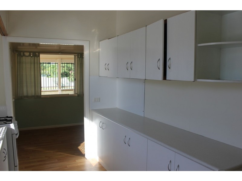 11 Thorley Street, Dalby QLD 4405