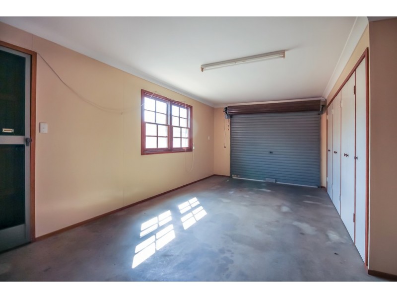 35 Kookaburra St, Dalby QLD 4405