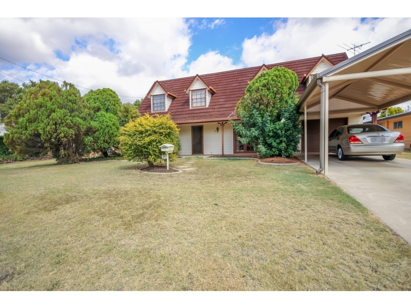 35 Kookaburra St, Dalby QLD 4405