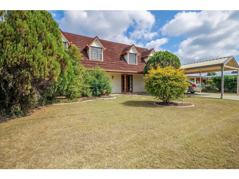 35 Kookaburra St, Dalby QLD 4405