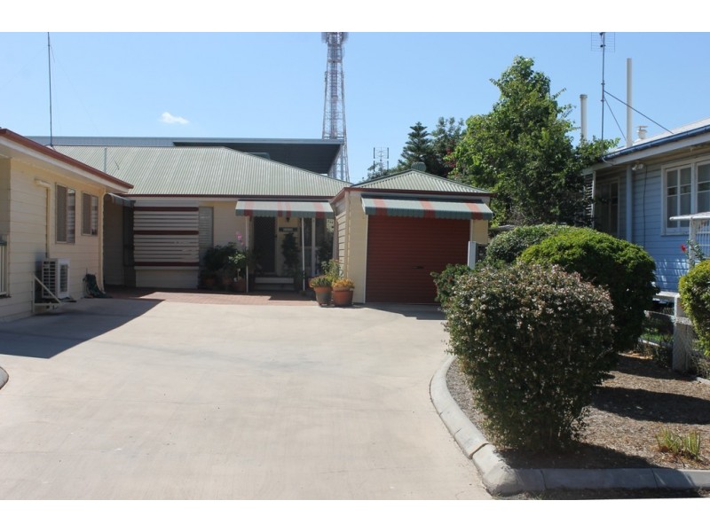 3/5 Nolan Street, Dalby QLD 4405