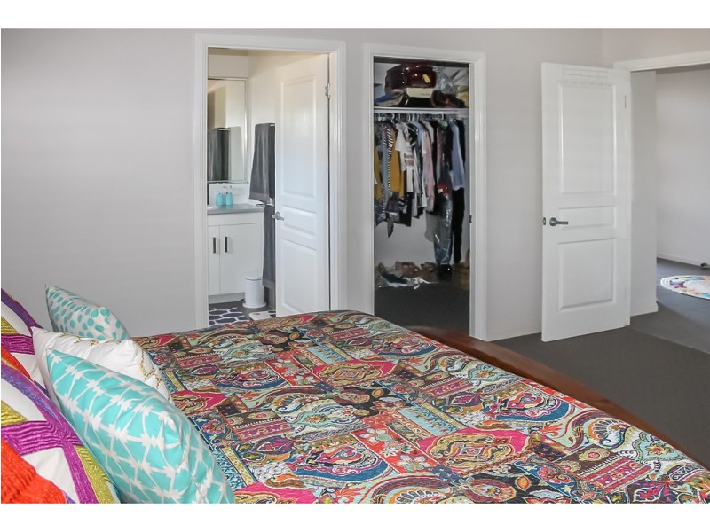 16 Diggers Drive, Dalby QLD 4405