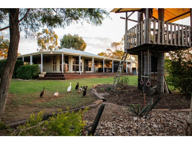 58 Mahon Street, Dalby QLD 4405