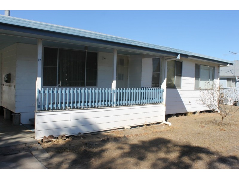 17 Garrow Street, Dalby QLD 4405