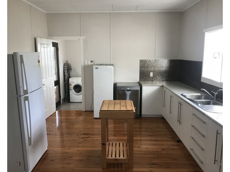 85 Edward Street, Dalby QLD 4405