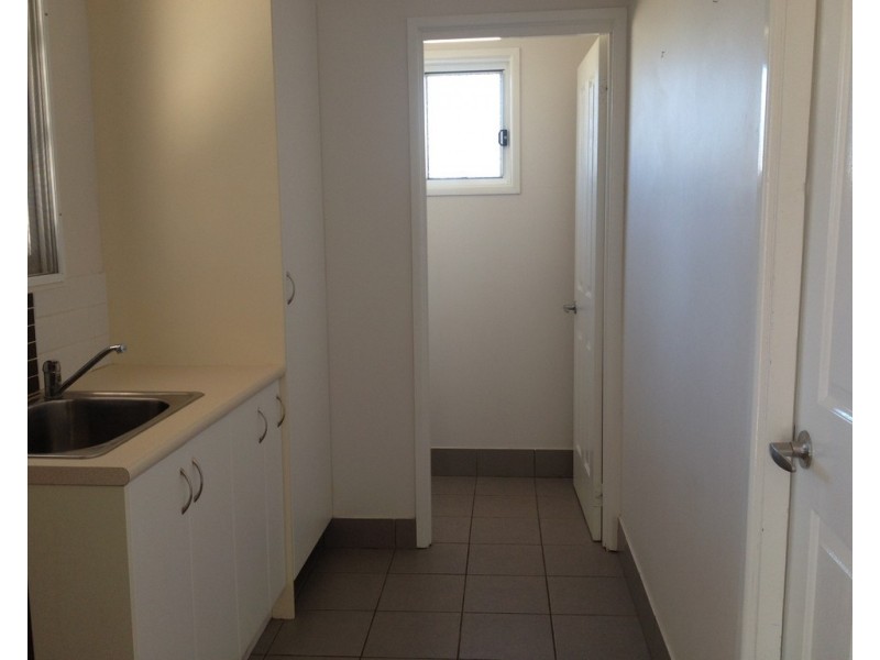 85 Edward Street, Dalby QLD 4405