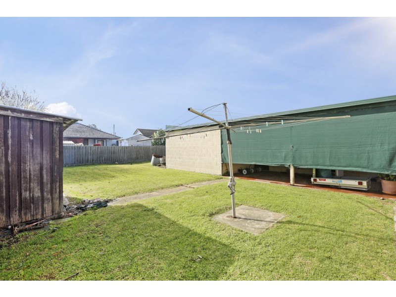 24 Vermont Avenue, Corio VIC 3214