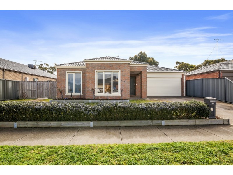 46 Grand Lakes Way, Lara VIC 3212
