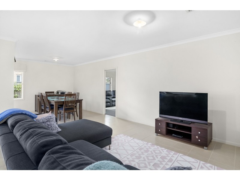 46 Grand Lakes Way, Lara VIC 3212