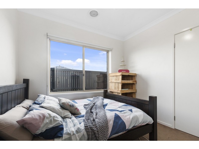 34 Mathieson Place, Lara VIC 3212