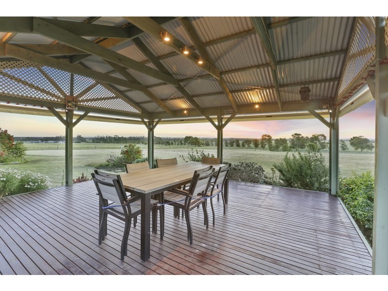 20 Branch Road, Lara VIC 3212